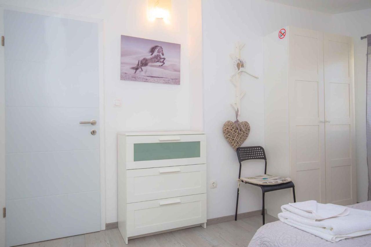 Apartments In Rogoznica 36019 Ngoại thất bức ảnh
