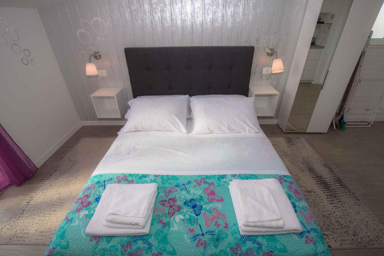 Apartments In Rogoznica 36019 Ngoại thất bức ảnh