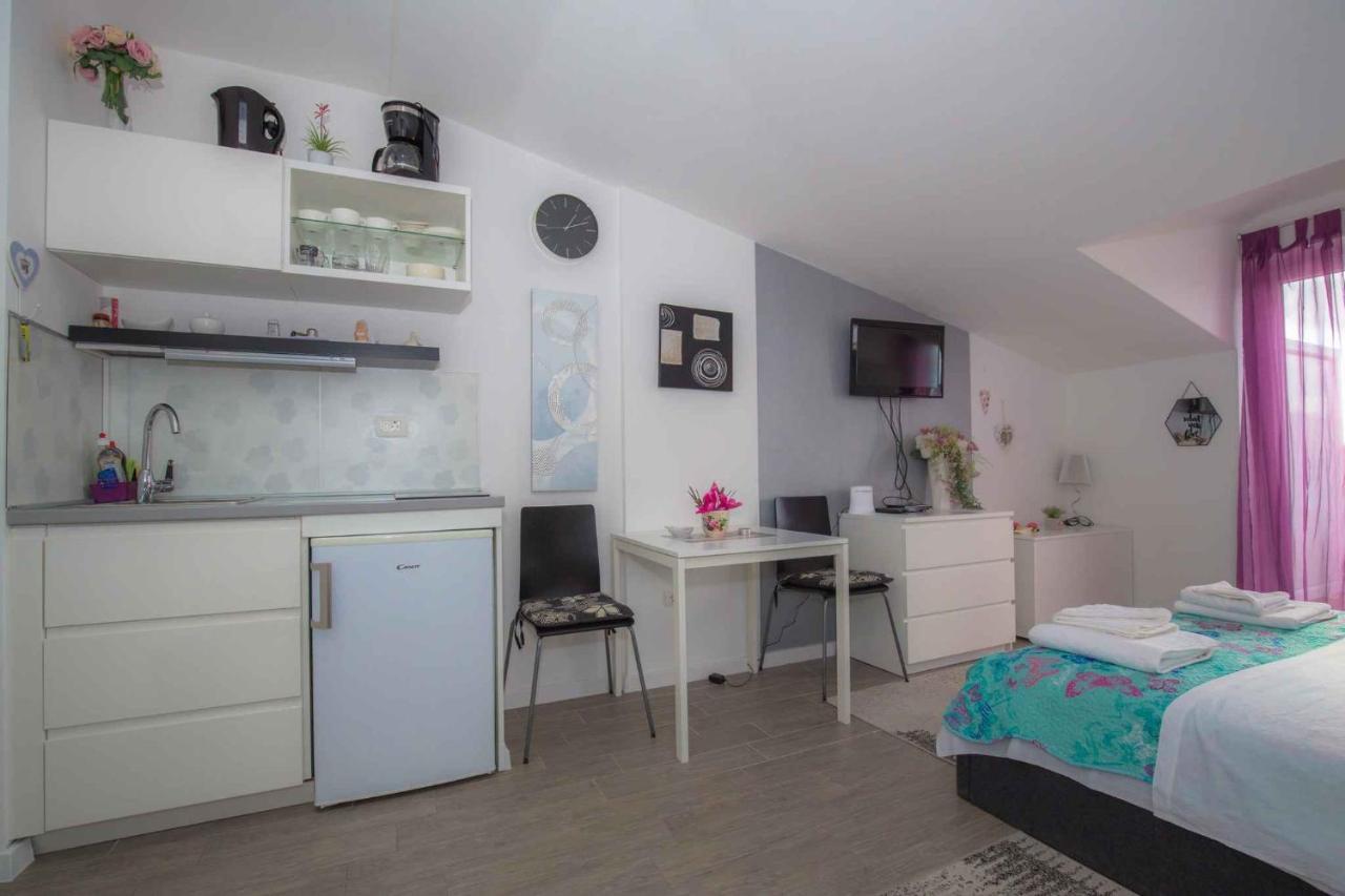 Apartments In Rogoznica 36019 Ngoại thất bức ảnh