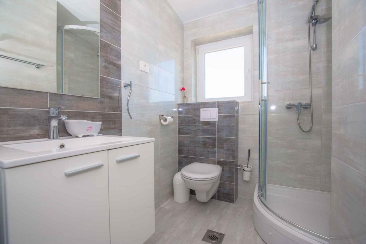 Apartments In Rogoznica 36019 Ngoại thất bức ảnh